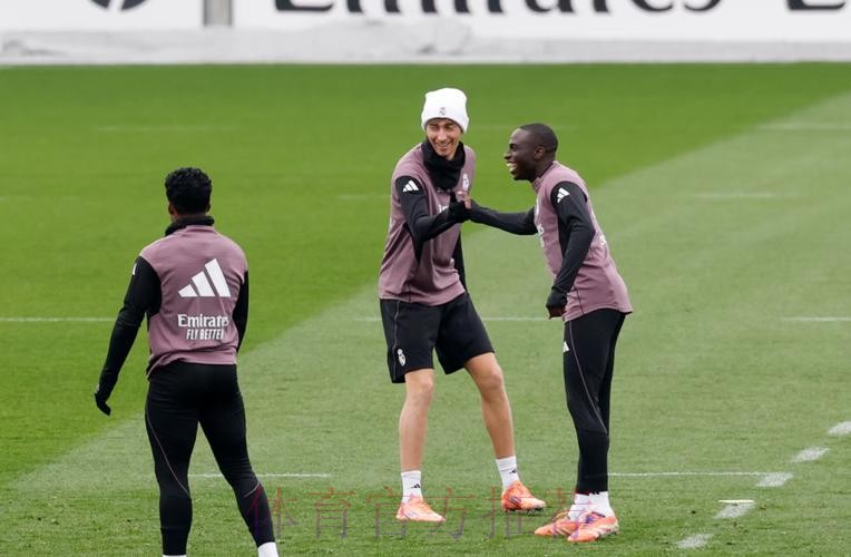 阿斯：门迪表现下滑　防守对抗成功率降至55%